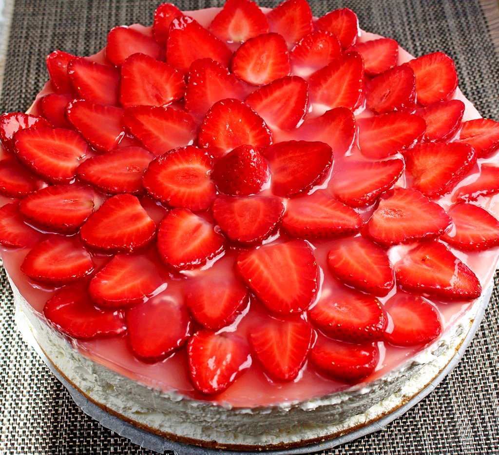 Can You Bake Strawberries In Cake Can You Bake Strawberries In Cake