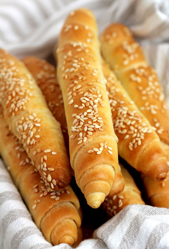 Mom’s Homemade Rolls are favorite kind of rolls in my family. I like to prepare them for dinner, although they are so delicious, that I can have them for every meal. They are unbelievably tasty, soft, buttery – in one word – perfect.