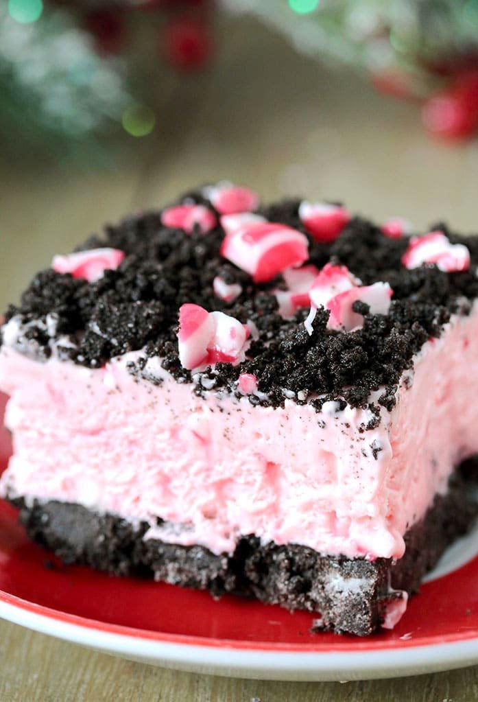 Easy Frozen Peppermint Dessert quick and easy holiday treat..