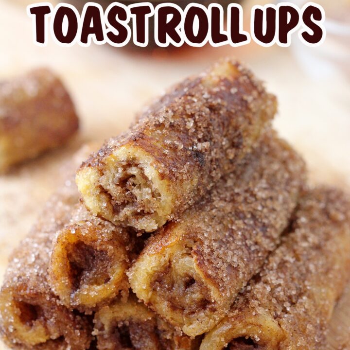 Cinnamon Roll French Toast Roll Ups – perfect breakfast or brunch that you will love and that’s so quick and easy to prepare. It’s made of soft bread rolled with a rolling pin, spread with cinnamon, butter and brown sugar filling, rolled, then dipped into eggs, milk and vanilla, cooked in a frying pan on butter and finally coated with cinnamon and sugar.